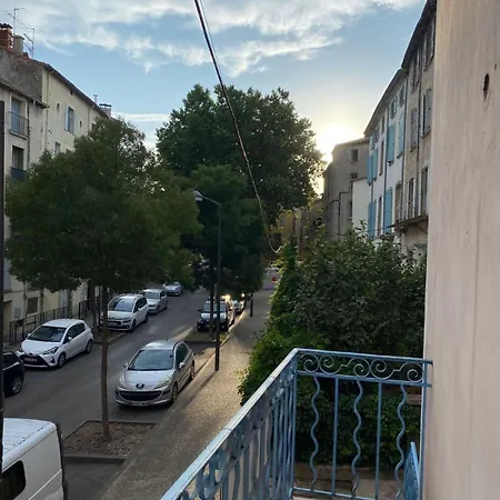 Cosy Flat With Balcony 公寓 Lodève